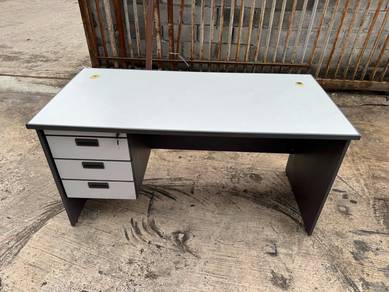 5x2.5ft Office Table Meja Writing Drawer Computer