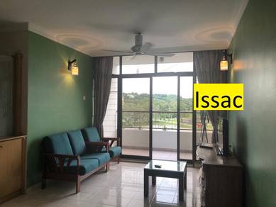 Condominium For Rent in Pearl Garden