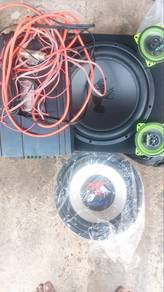 Set audio kereta lengkap untuk dijual.