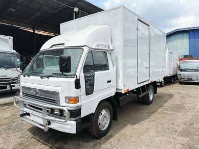 Daihatsu Delta V116 3.6 2009 14ft Box Van 5000KG