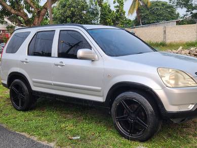 Honda CR-V i-VTEC in Dengkil, SGR