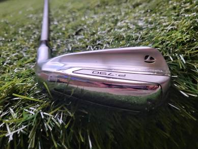 Golf Iron 7 Taylormade P790 Graphte RECOIL Stiff