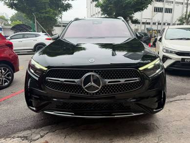 Mercedes Benz GLC300 300 4MATIC AMG LINE in Sri Petaling, KUL