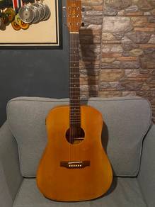 D’Clair Acoustic Guitar
