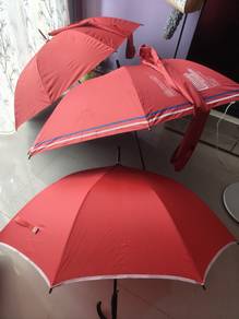 payung merah x 3 unit 