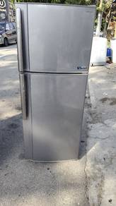 peti ais dua pintu 250liter 