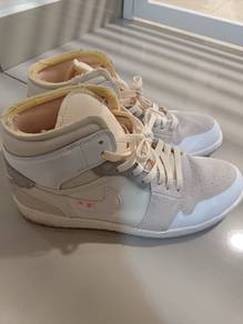 Nike Air Jordan 1 mid genuine