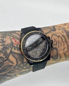 Custom Seiko Mod 40mm Black Gold Dragon Bruce Lee