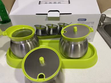 Set of 3 s/s glass spice jars with tray n spoon
