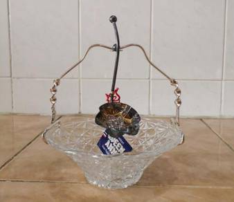 Mangkuk Queen Anne sauce bowl