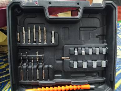 Cordless drill