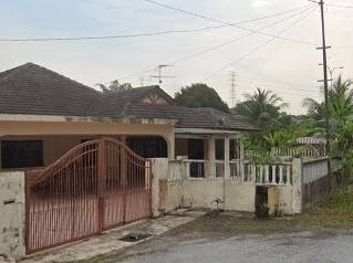 Bungalow House For Sale in Bangi,SGR
