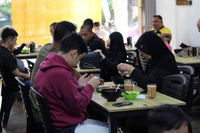 Restoran beroperasi di Kluang untuk dipindah milik