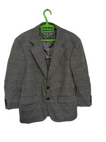 23.Vintage Burberrys  Micro Houndstooth Blazer