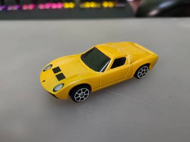 Maisto 1966 Lamborghini Miura