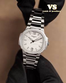 Patek Philippe Nautilus 7118/1A 35mm (2021 YEAR)