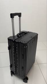Luggage untuk dijual