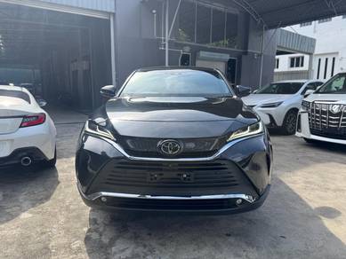 Toyota Harrier Z in Desa Petaling, KUL