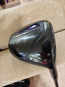 Titleist TSR2 9* driver
