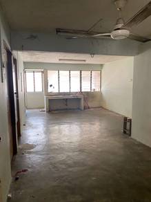 Flat For Rent in Halaman Tenggiri