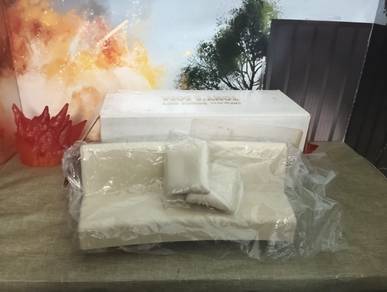 Bandai Shf Tony's Sofa