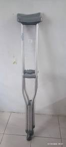 Brand New Adjustable Aluminium Crutches