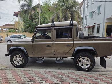 Land Rover Defender 110 DOUBLE CAB in Teluk Intan, PRK