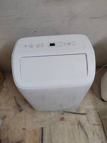 HISENCE 1.5hp 90% new portable air cond 

