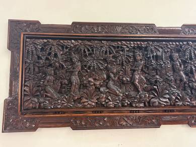 Tradition dark wood carvings and sculptures