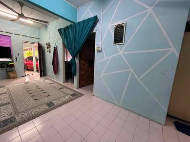 Terraced House For Sale in Telok Mas,MLK
