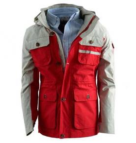 Multi-Pocket Hooded Mountain Hiking Jacket 🔥