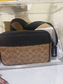 coach bags man