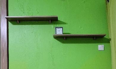 2 shelves with bracket