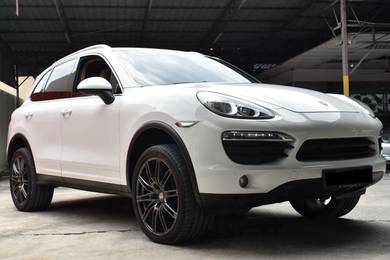 Porsche Cayenne in Kajang, SGR