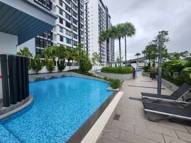 Service Residence For Sale in Hillpark Residence