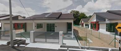 Semi-Detached House For Sale in Pekan,PHG
