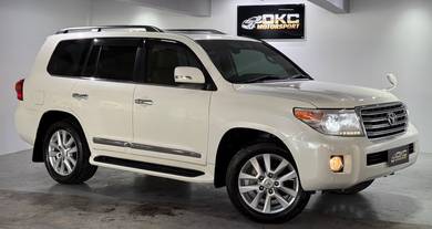 Toyota Land Cruiser  in Seri Kembangan, SGR