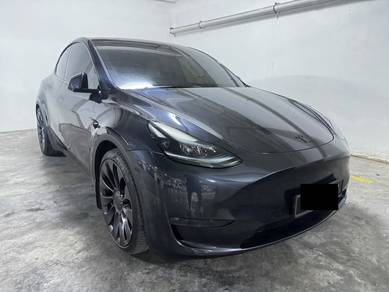 Tesla Model Y PERFORMANCE (FULL SELF-DRIVE) in Serdang, KUL