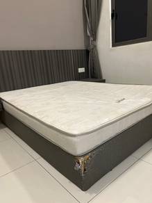 Queen Divan Bedframe (No Mattress)