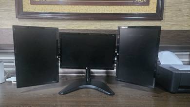 3 Computer Monitor + stand computer 