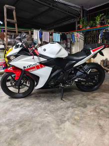 Yamaha R25