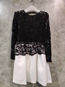 Cour Carre (HK) formal wear, business dress (S)
