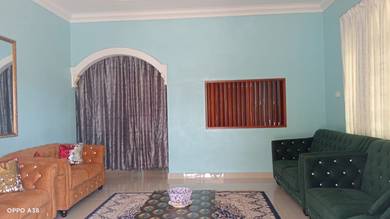 Room in Pasir Puteh, KTN
