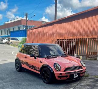 Mini Cooper in Kuching, SWK