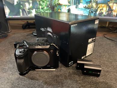 Sony A7 IV Camera + Fullset items & box