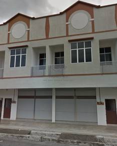 Shop lot For Sale in Triang,PHG