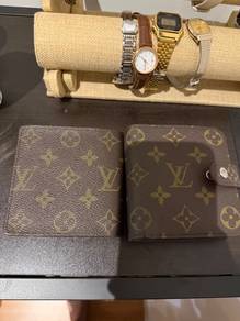 wallet and purse LV