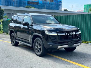 2023 Toyota Land Cruiser GR SPORT