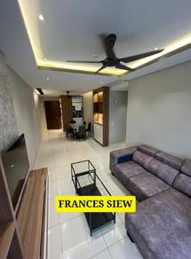 Condominium For Rent in Novus Condominium