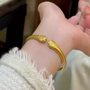 Cat paw open bracelet